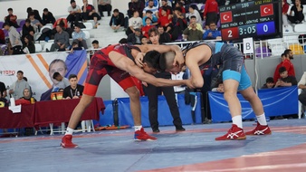 Ahmet Ak U17 Serbest Güreş Türkiye Şampiyonası’nın İlk Günü Sona Erdi