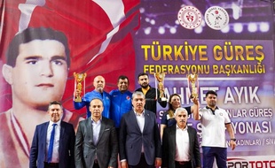 Ahmet Ayık U15 Kadınlar Güreş Türkiye Şampiyonası Sona Erdi