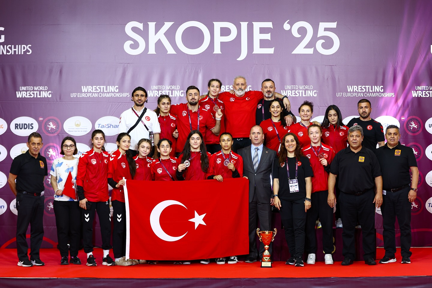 TÜRKİYE, U17 KADINLARDA AVRUPA ŞAMPİYONU