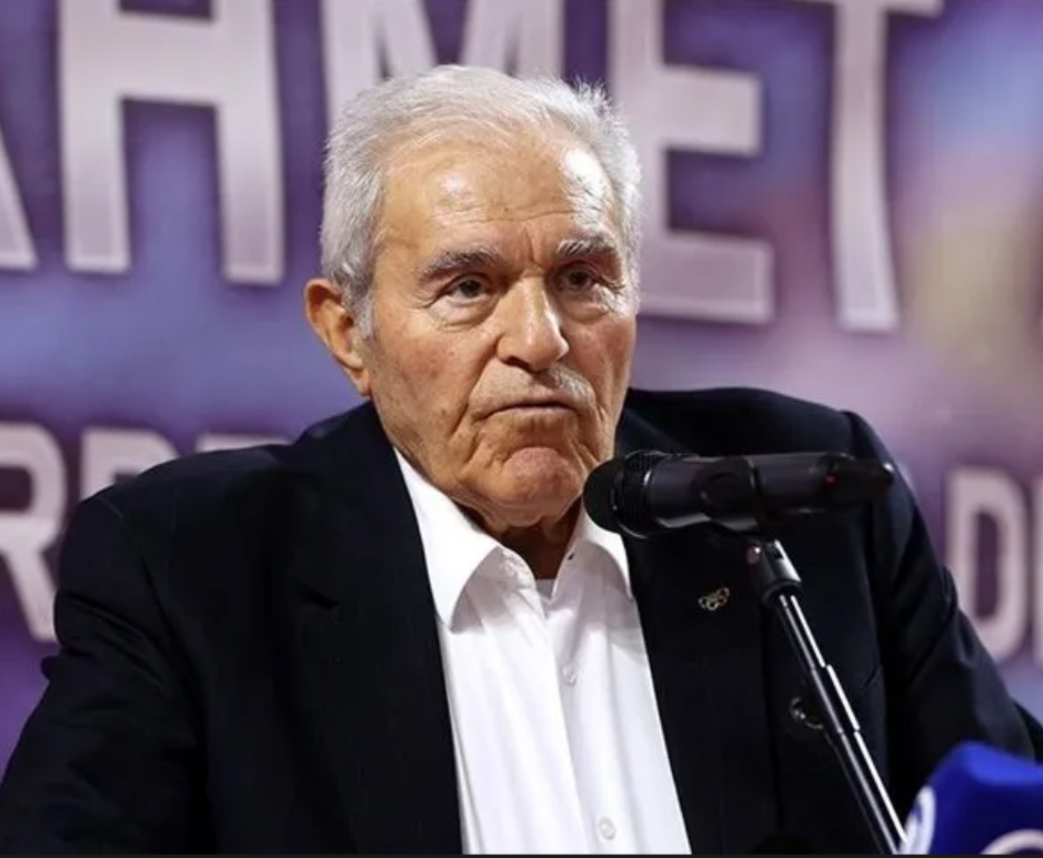 Ahmet Ayık