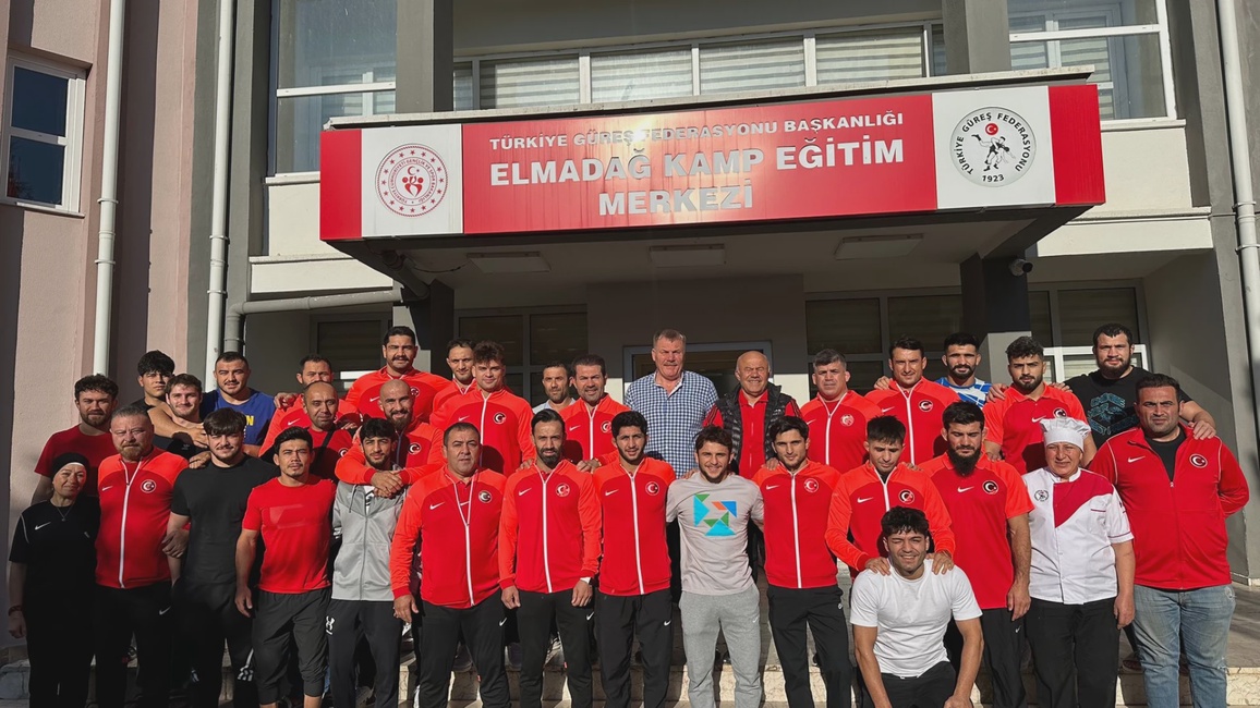 Serbest Güreş Milli Takımı, Belgrad’a Uçtu