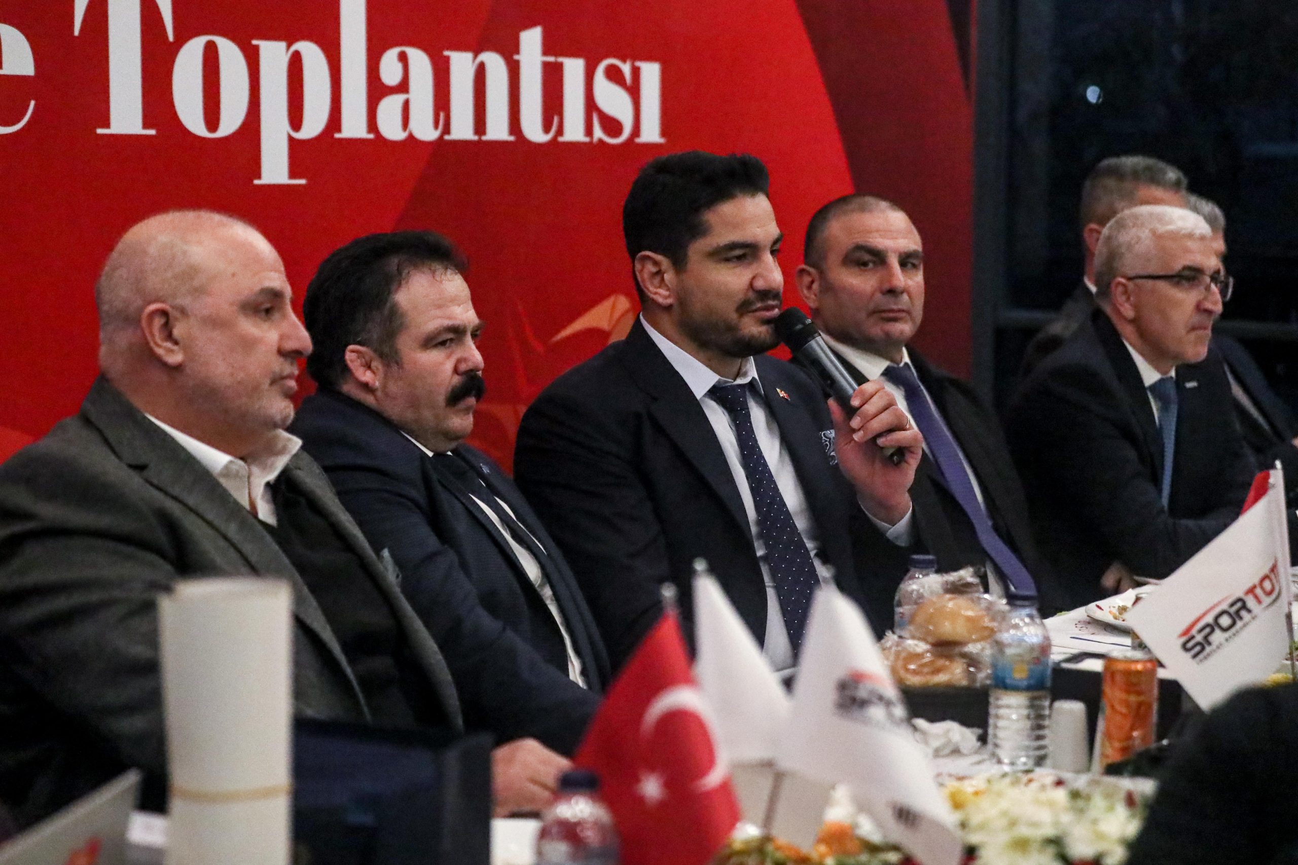 Türkiye Güreş Federasyonu İstişare Toplantısı Gerçekleşti