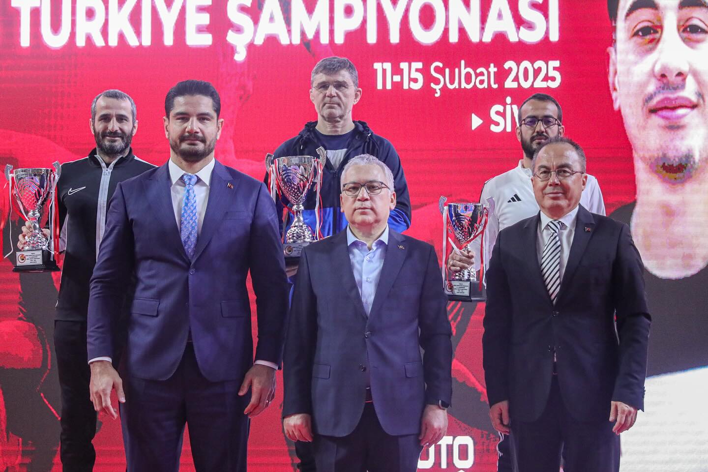 Ahmet Turan Durman adına düzenlenen U23 Grekoromen Türkiye Güreş Şampiyonası Sona Erdi