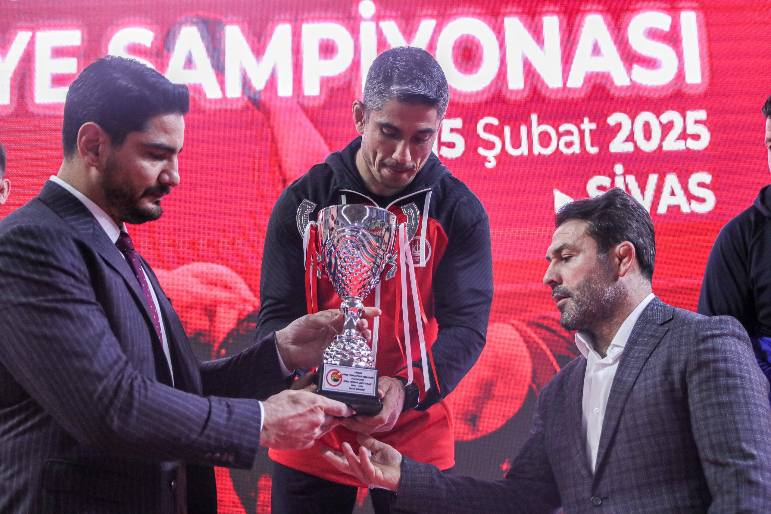 Ahmet Turan Durman adına düzenlenen U23 Serbest Türkiye Güreş Şampiyonası Sona Erdi