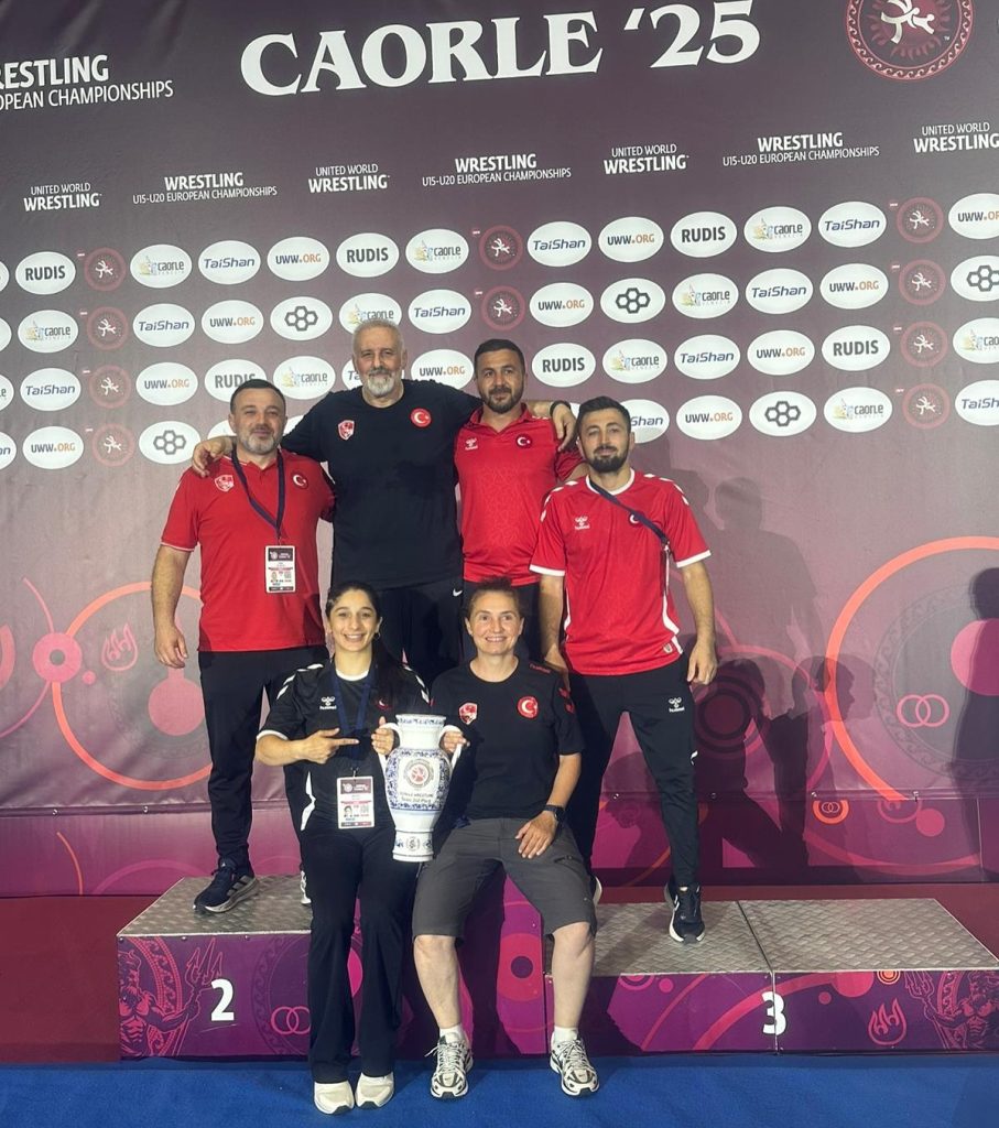 U15 Kadınlar Güreş Milli Takımımız Avrupa İkincisi Oldu.
