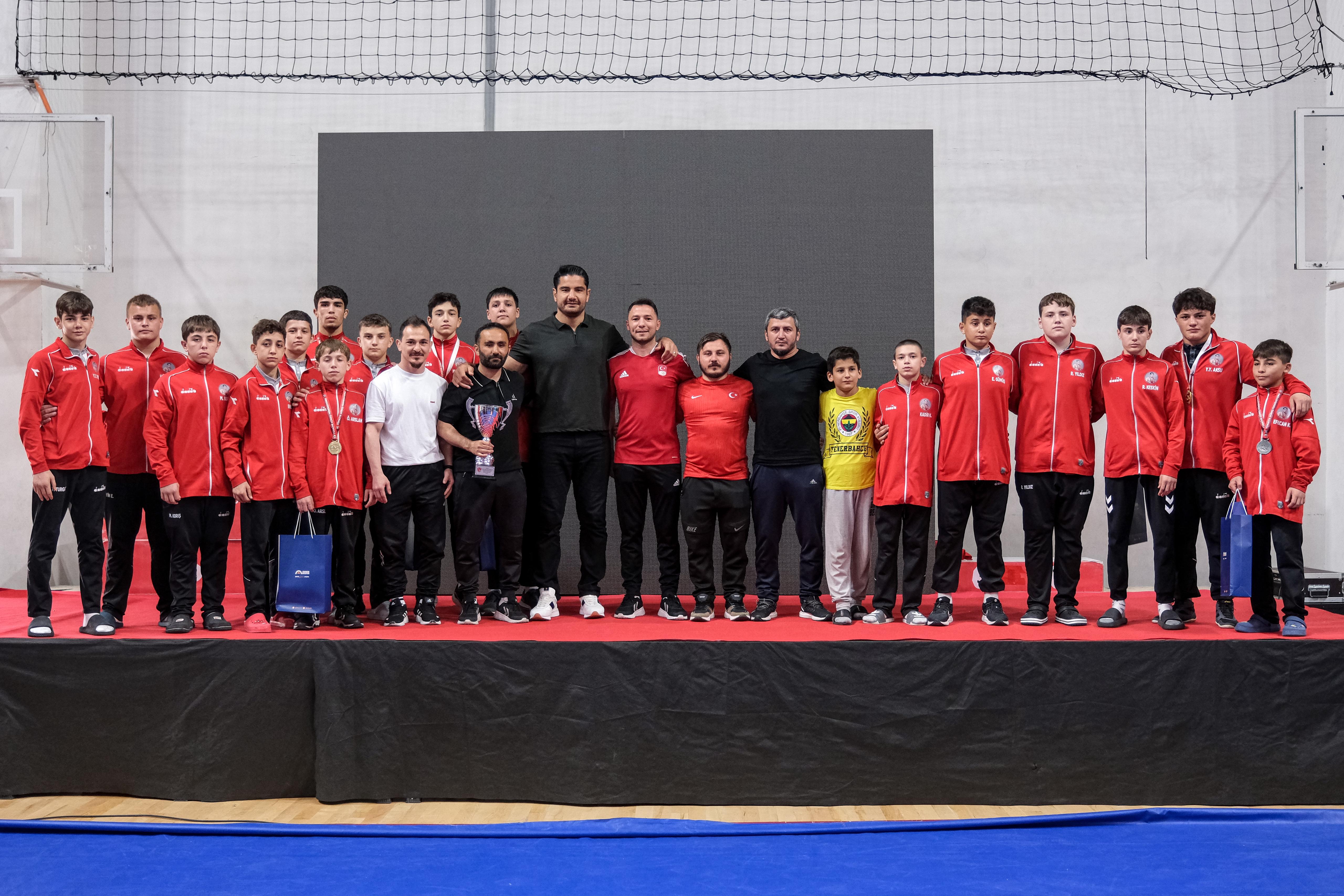 U15 Grekoromen Güreş Türkiye Şampiyonası Sona Erdi